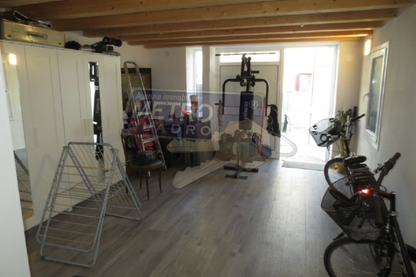 garage - UNIFAM. AFFIANCATA CARRè (VI)  